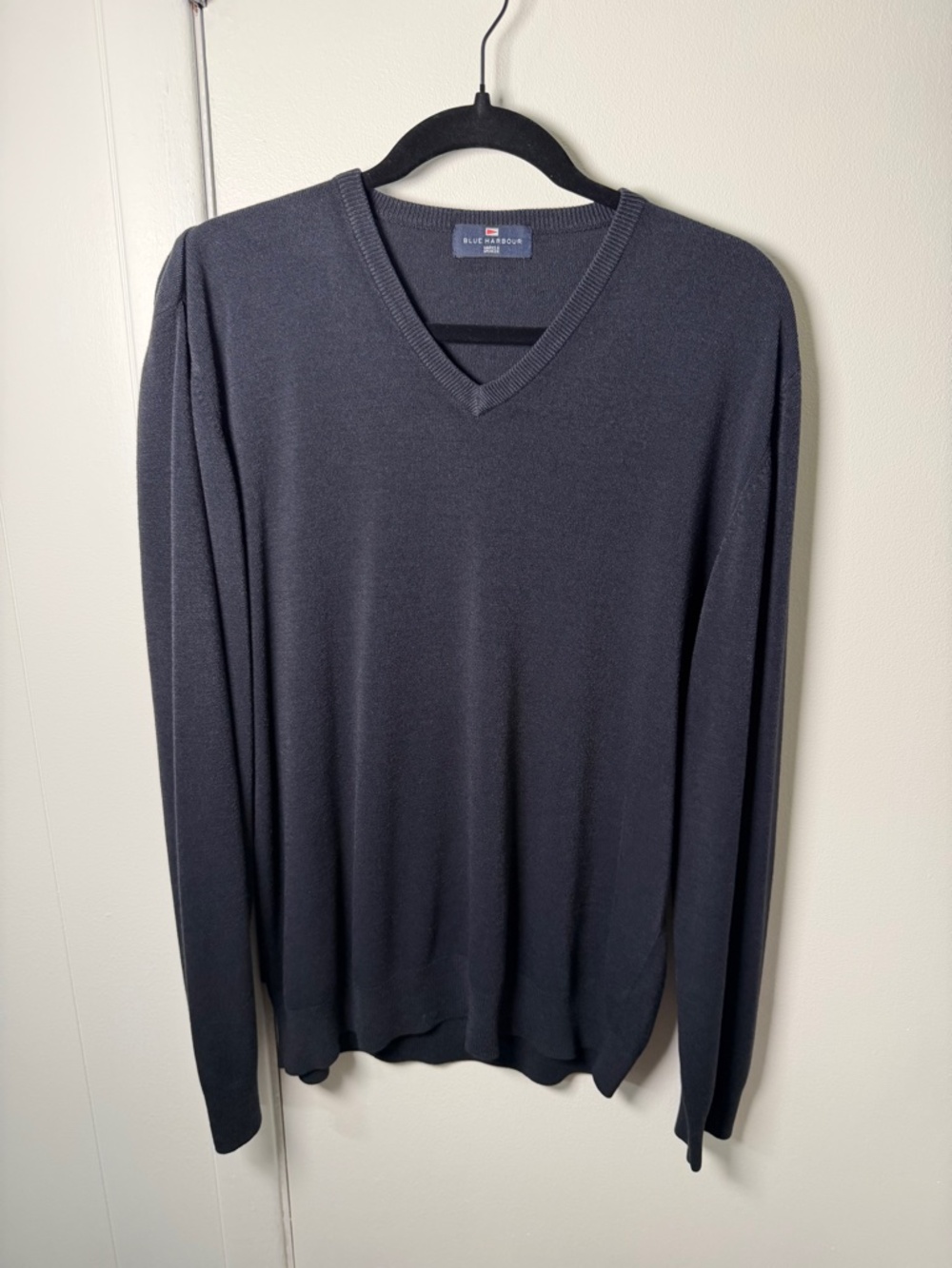 Marks & Spencer Blue Harbour Men’s V‑Neck Sweater | Dark Navy | XL | EUC